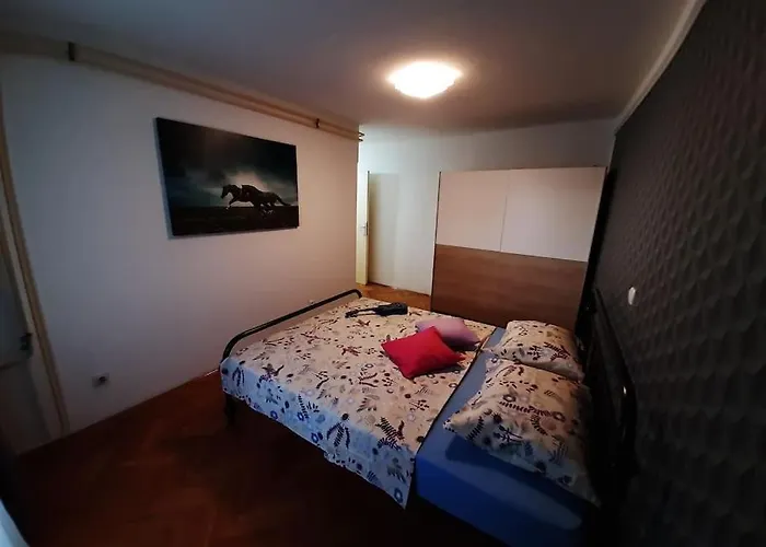 Comfy 아파트